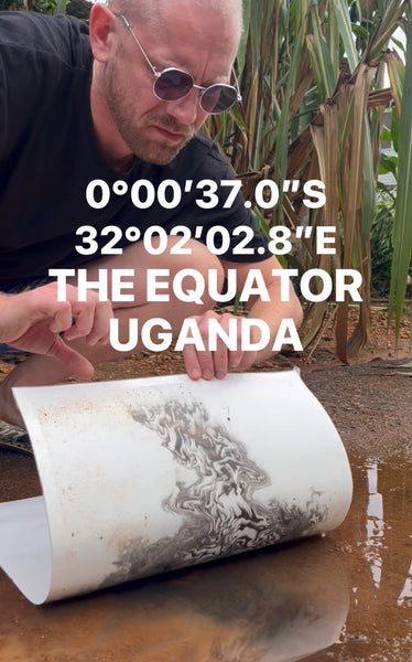 0°00’37.0”S 32°02’02.8”E: The Equator, Uganda